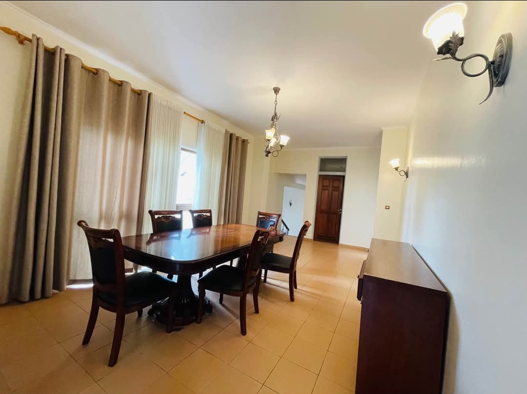 10B7CB1C-1730-47F1-AB8D-51AC70E492D1