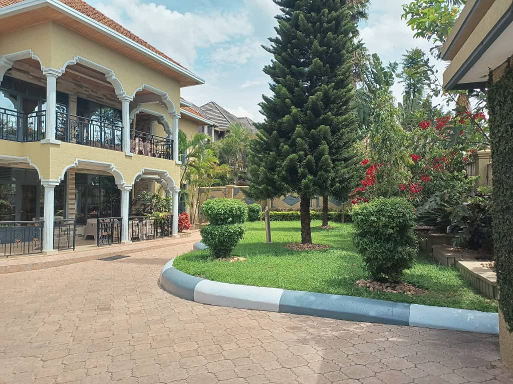 146A7EF8-198C-4DF0-9330-CDD3D3B773C0