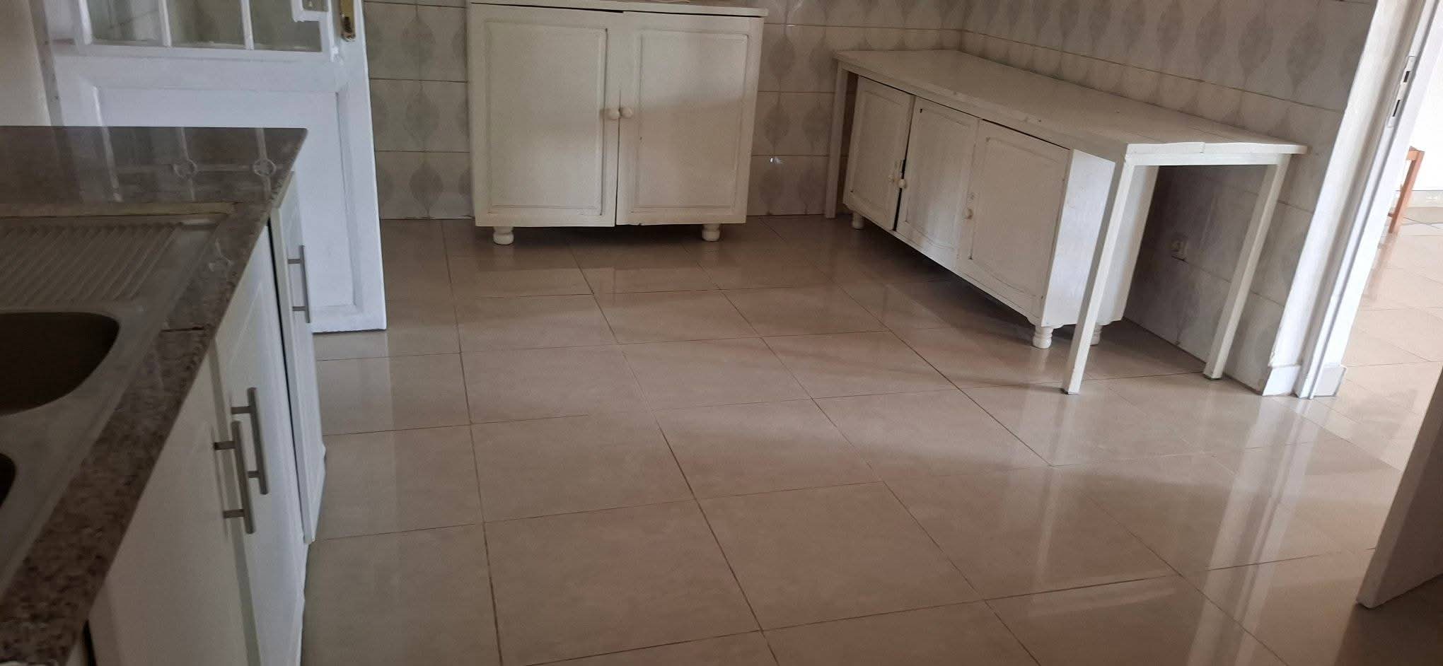 1FE28314-5217-4730-9A9E-8147C1C05FBF