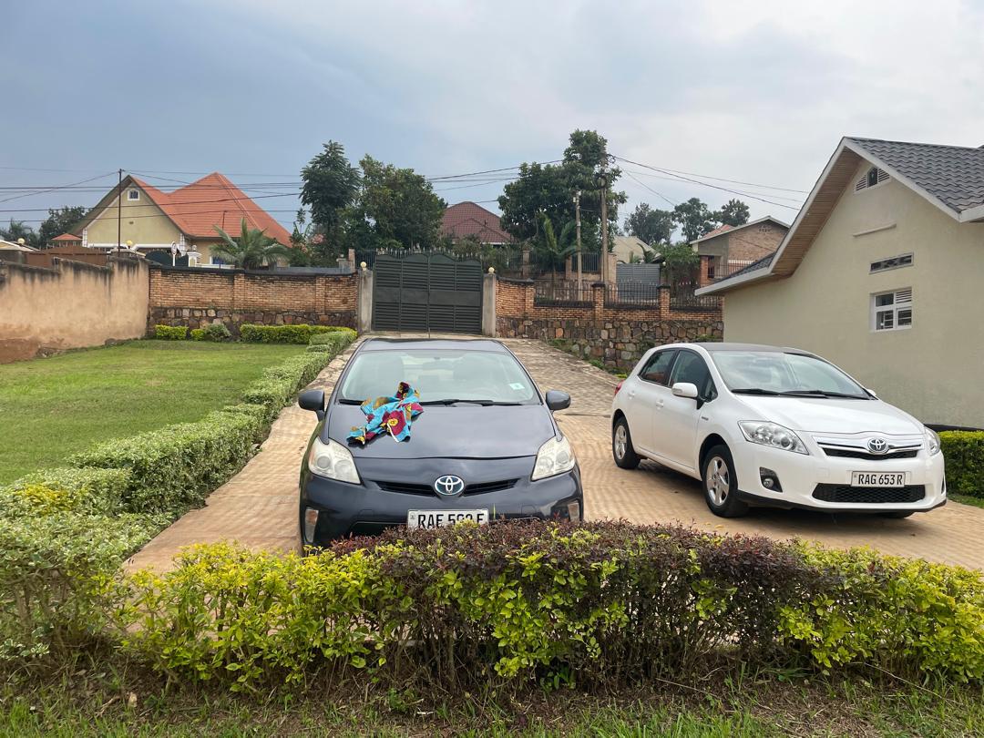 36C879BD-AA0F-4982-AF05-79345A590BBC