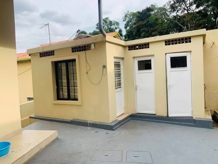 A466D47E-0ED0-40C7-B250-AD1BCA65AC49