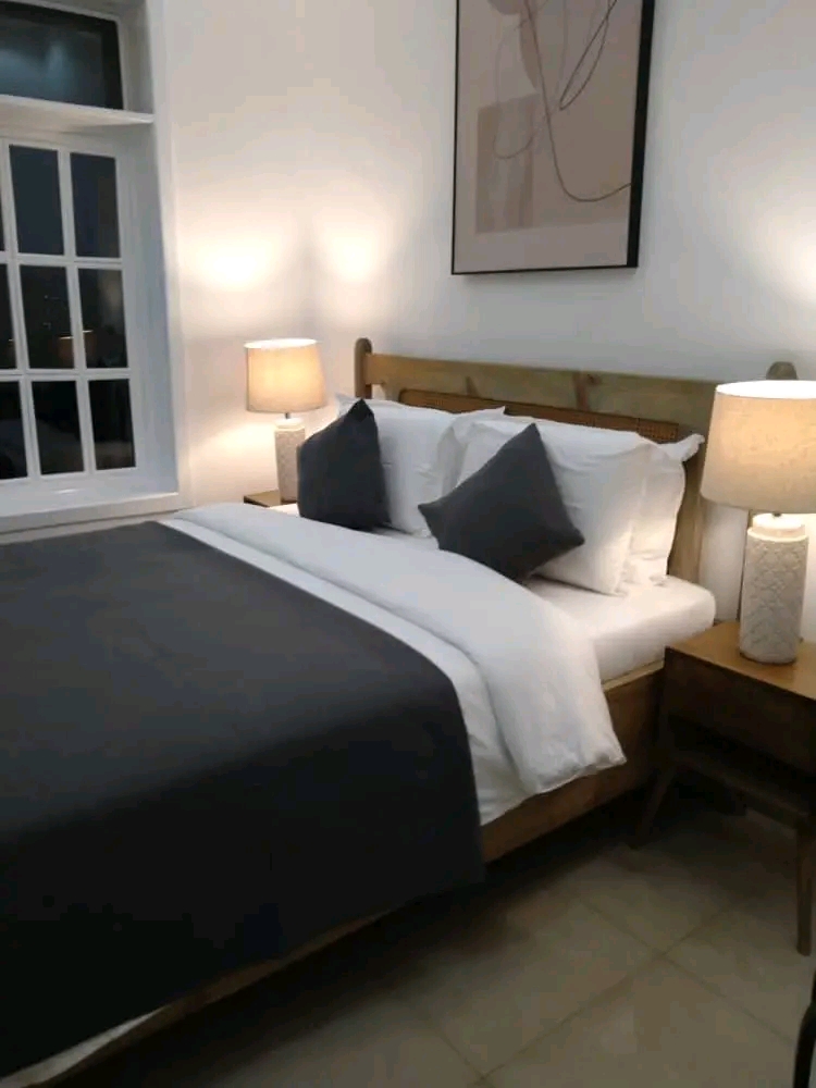 B1EF8E47-4F59-408B-9025-58E5677F6744