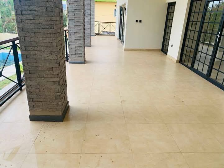 D16C3A2F-5326-4700-8AA3-E764E5E10223