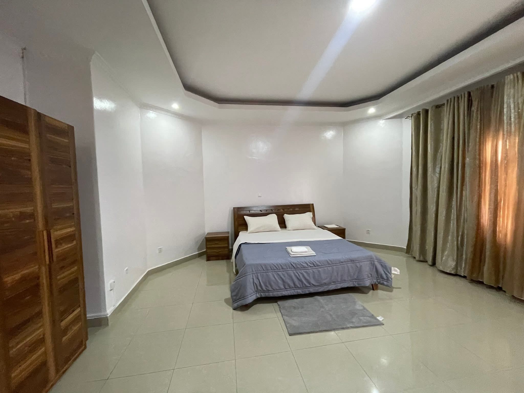 E69C90C5-5BD3-4121-BC4A-F8A151CE7E79