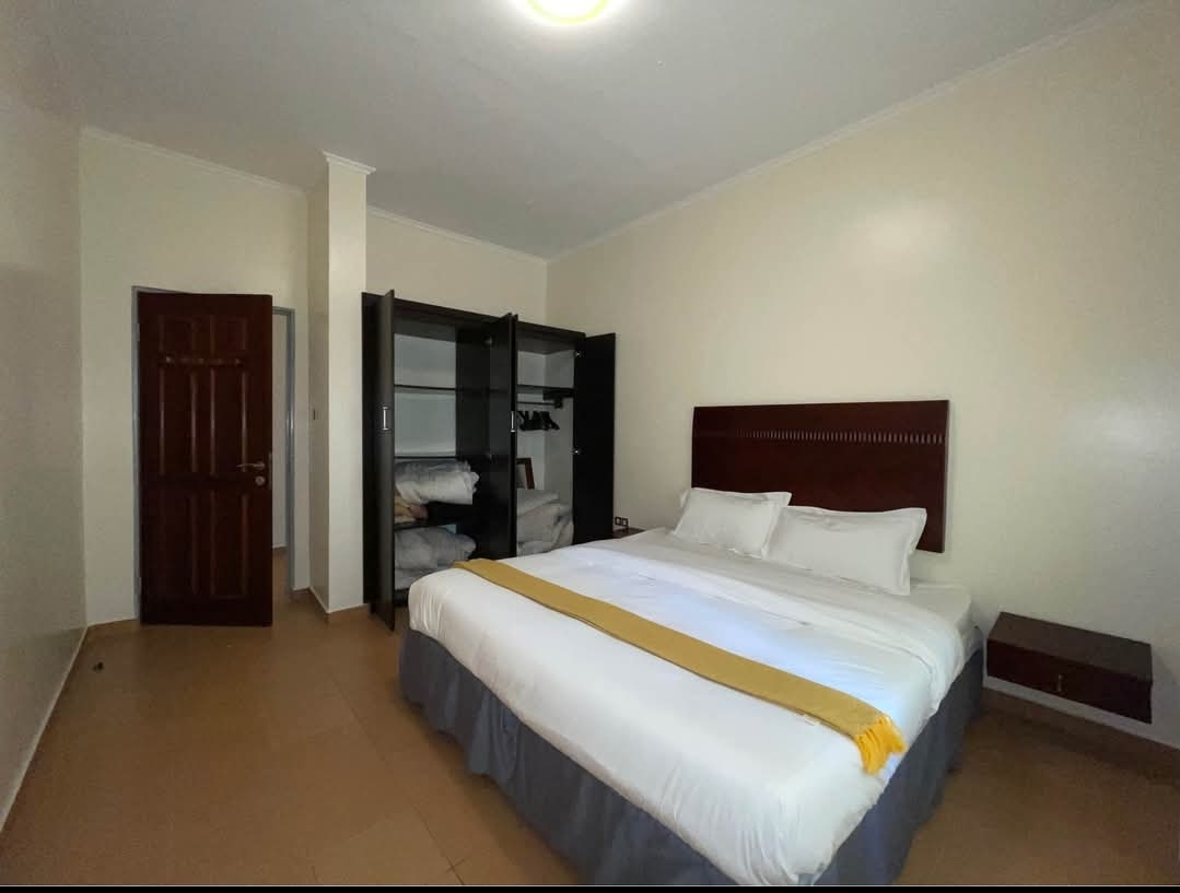 F1D98635-FE5F-46EB-94AB-B4F40926782F