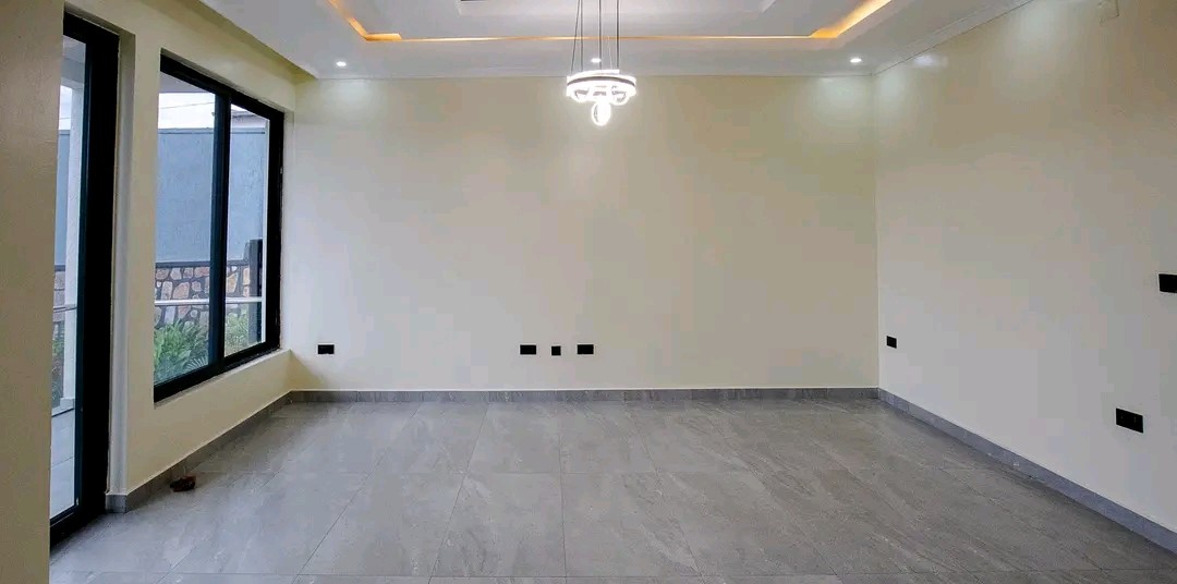 WhatsApp-Image-2026-04-13-at-1.00.16-PM