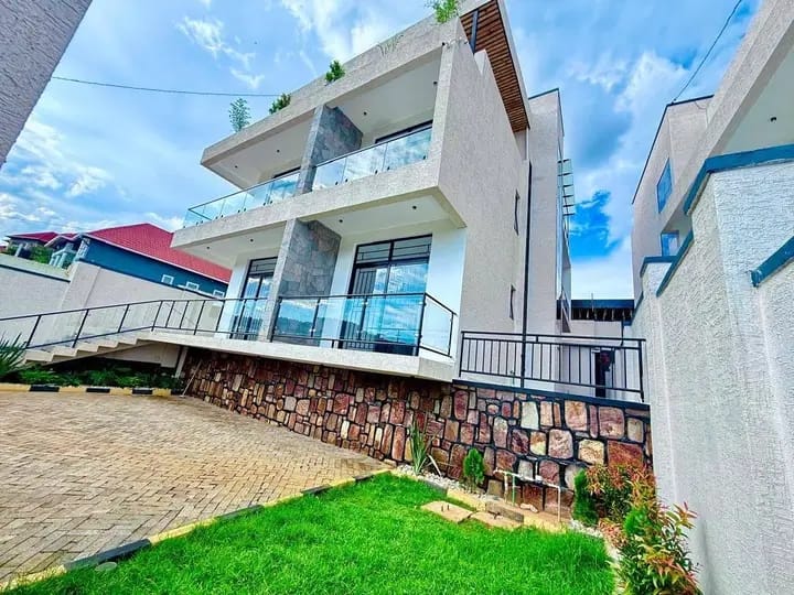 WhatsApp-Image-2026-04-13-at-1.00.18-PM